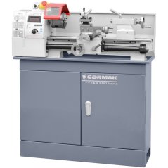 Univerzální soustruh CORMAK TYTAN 500 VARIO s podstavcem 230V + soustružnické nože + otočný hrot MK2. Obrábění 200x500mm.