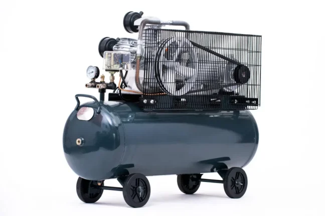 Pístový olejový kompresor JAGER GERMAN, 3 kW, 440l/min, 100l, 10bar, 400V