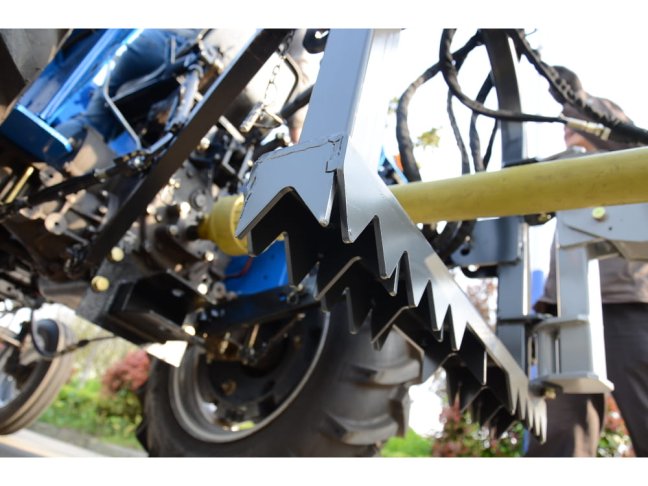 Pařezová fréza STILER SG 24 - kloubová hřídel za traktor, hydraulika