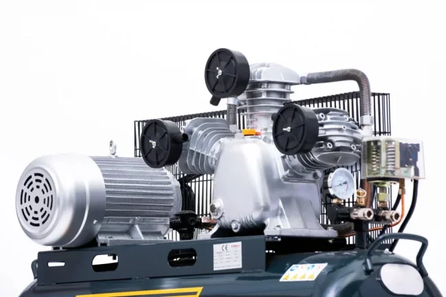 Pístový olejový kompresor JAGER GERMAN, 3 kW, 440l/min, 100l, 10bar, 400V